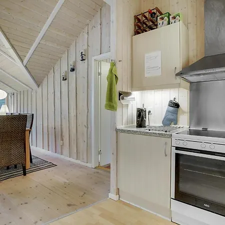 Awesome In With Kitchen 펜션